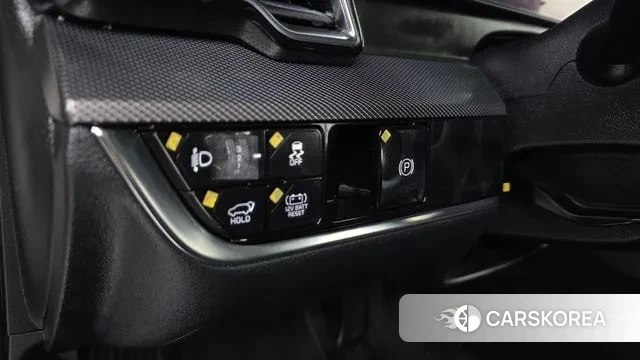 Kia Sportage 5th Generation Hybrid 2023 Белый из Кореи, фото 3