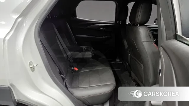 Chevrolet (GM Daewoo) Trailblazer 2021 Белый из Кореи, фото 3