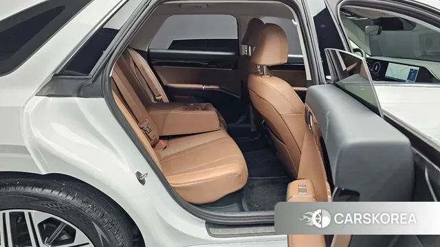 Hyundai Grandeur Hybrid (GN7) 2024 Белый из Кореи, фото 3