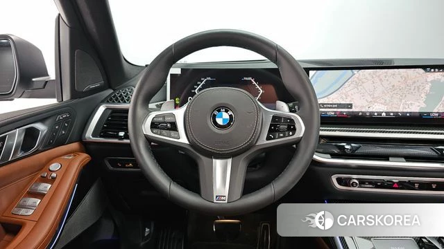 BMW X7 (G07) 2025 Белый из Кореи, фото 3