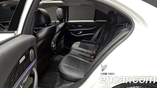 Mercedes-Benz E-Class W213 2018 Белый из Кореи, фото 3