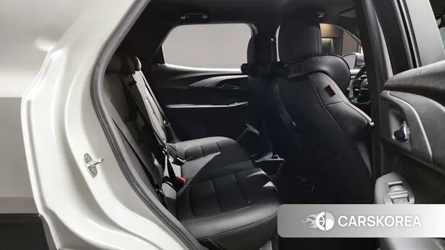 Chevrolet (GM Daewoo) Trailblazer 2021 Белый из Кореи, фото 3