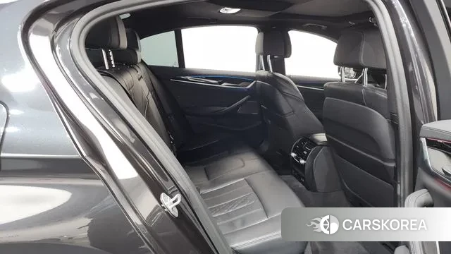 BMW 5 Series (G30) 2020 Серый из Кореи, фото 3