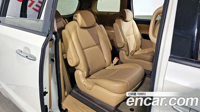 Kia The New Carnival id 2396936 из Кореи 3