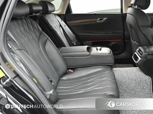 Genesis G80 (RG3) 2025 Черный из Кореи, фото 3