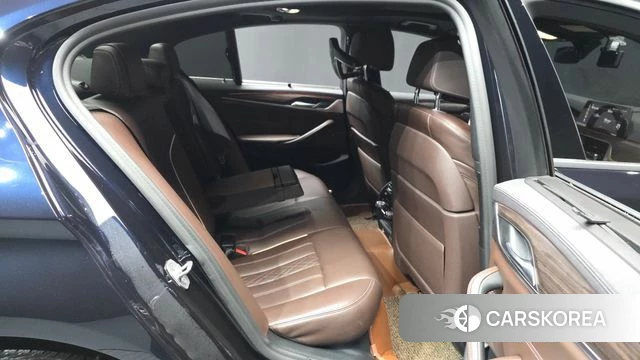 BMW 5 Series (G30) 2020 Черный из Кореи, фото 3