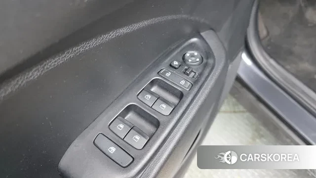 Hyundai Venue 2022 Серый из Кореи, фото 3