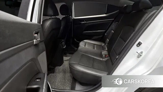 Hyundai Avante AD 2018 Белый из Кореи, фото 3