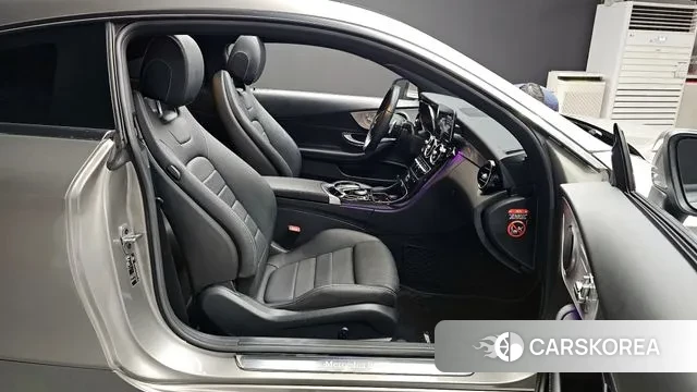 Mercedes-Benz C-Class W205 2020 Песочный из Кореи, фото 3