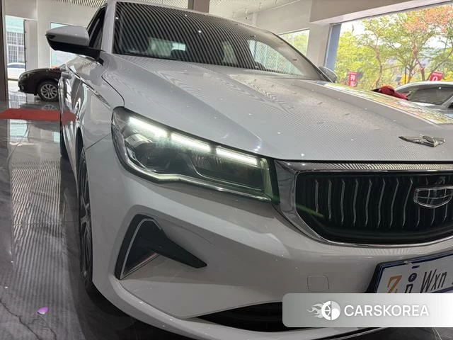 Geely Automobile Emgrand 2022 Белый из Китая, фото 3