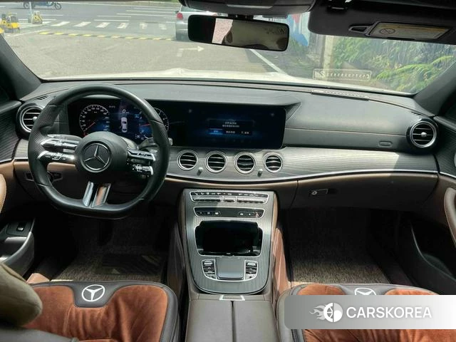 Mercedes-Benz E-class 2021 Белый из Китая, фото 3