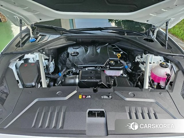 Genesis GV70 2024 Белый из Кореи, фото 3