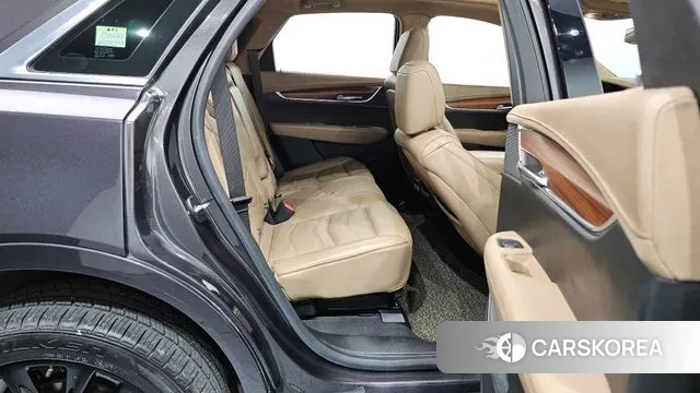 Cadillac XT5 2018 Серый из Кореи, фото 3