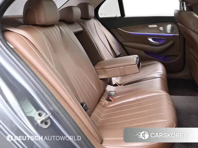 Mercedes-Benz E-Class W213 2019 Серый из Кореи, фото 3