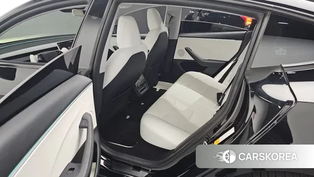 Tesla Model 3 2024 Черный из Кореи, фото 3