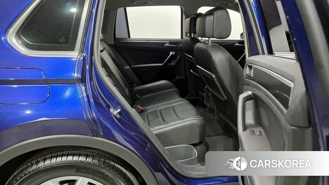 Volkswagen Tiguan second Generation 2020 Синий из Кореи, фото 3