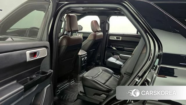 Ford Explorer 6th Generation 2021 Черный из Кореи, фото 3