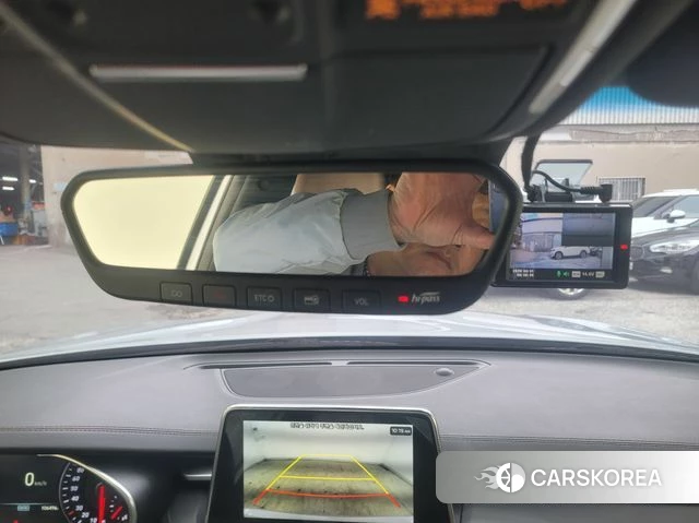 Genesis G70 2018 Серебряный из Кореи, фото 3