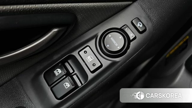 Hyundai The New Grand Starex 2019 Белый из Кореи, фото 3