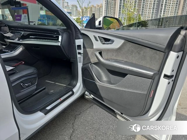 Audi Q8 (4M) 2021 Белый из Кореи, фото 3