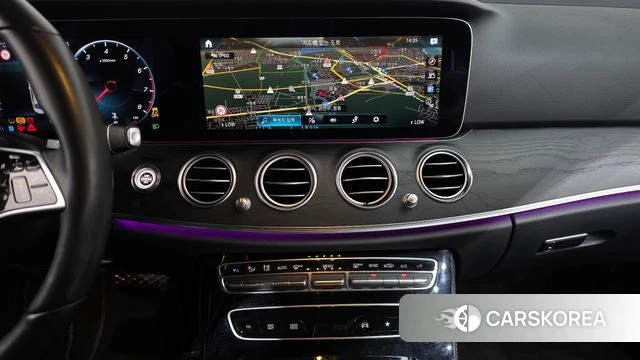 Mercedes-Benz E-Class W213 2022 Синий из Кореи, фото 3