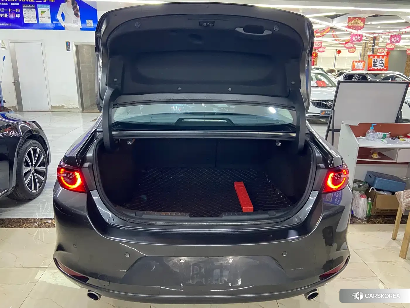 Mazda 3 2022 Silver/gray из Китая, фото 3