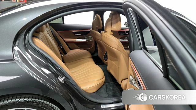 Mercedes-Benz E-Class W214 2024 Серый из Кореи, фото 3