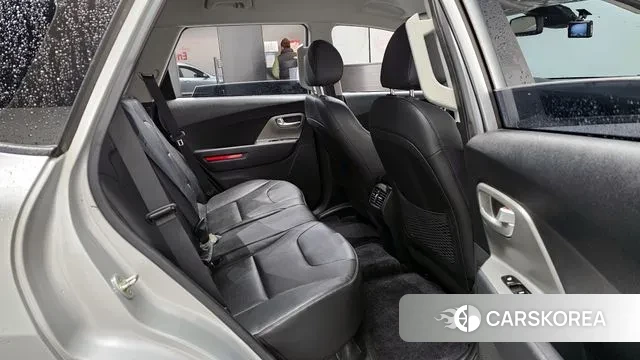 Kia Niro Plus 2022 Серебряный из Кореи, фото 3