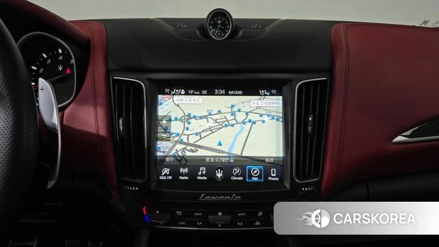 Maserati Levante 2021 Серый из Кореи, фото 3