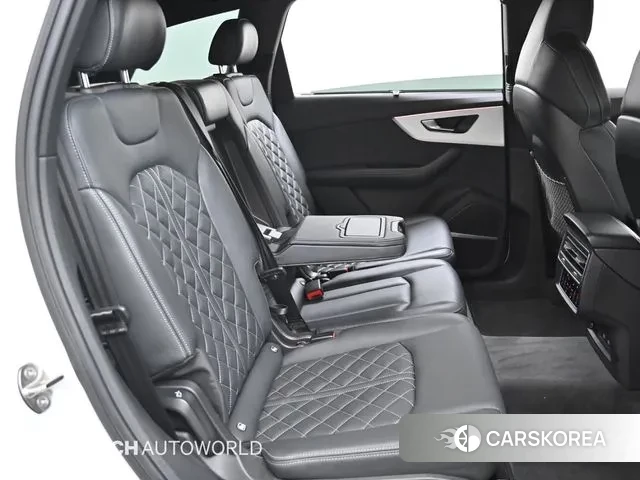 Audi Q7 (4M) 2023 Белый из Кореи, фото 3