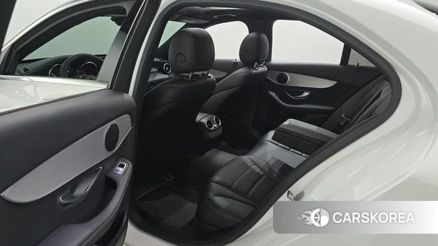 Mercedes-Benz C-Class W205 2020 Белый из Кореи, фото 3