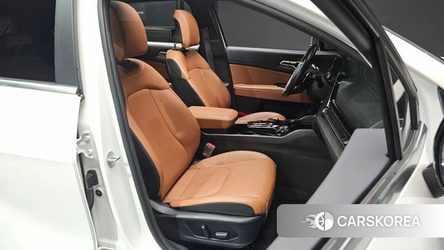 Kia Sportage 5th Generation Hybrid 2022 Белый из Кореи, фото 3