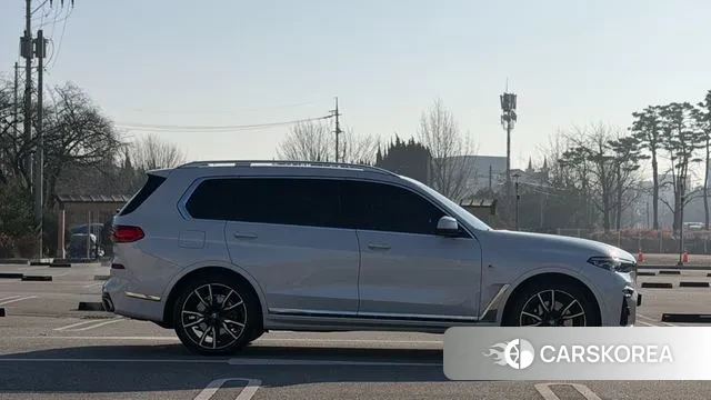 BMW X7 (G07) 2021 Белый из Кореи, фото 3