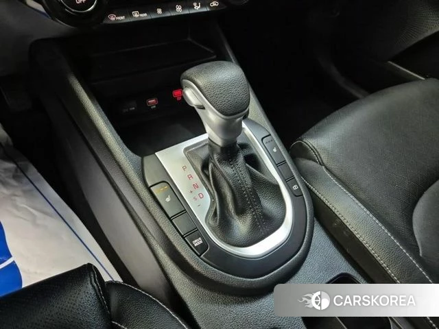 Kia The New K3 2nd generation 2021 Белый из Кореи, фото 3