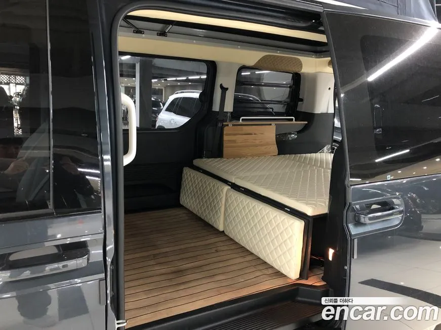 Hyundai Staria 2022 Серый из Кореи, фото 3