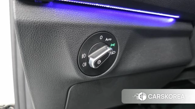 Volkswagen 7th Generation of Jetta 2021 Белый из Кореи, фото 3