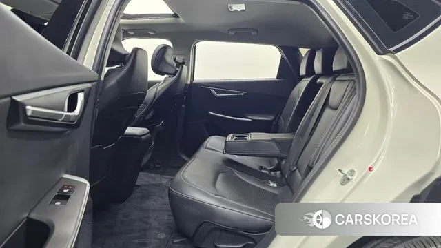 Kia EV6 2022 Жемчужный цвет из Кореи, фото 3