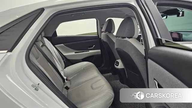 Hyundai Avante (CN7) 2021 Белый из Кореи, фото 3