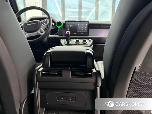 Land Rover Defender (L663) 2025 Белый из Кореи, фото 3