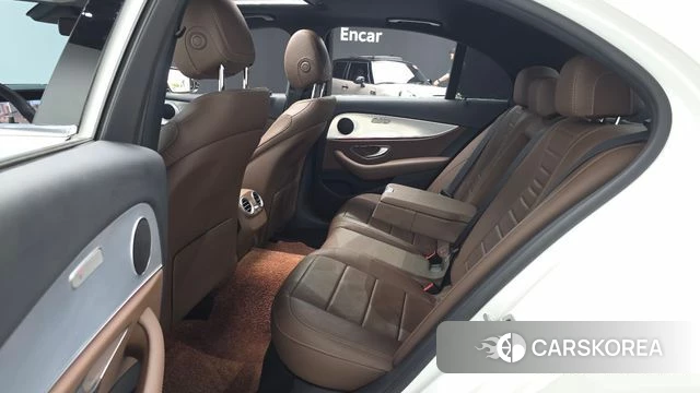 Mercedes-Benz E-Class W213 2020 Белый из Кореи, фото 3