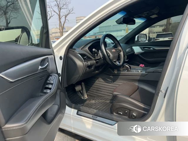 Cadillac CT5 2021 Белый из Китая, фото 3
