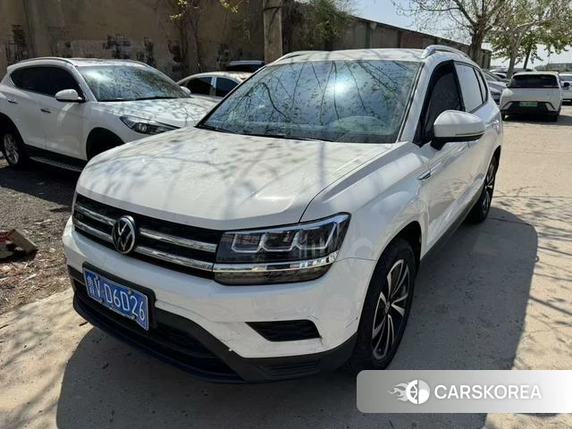 Volkswagen Tuyue 2022 Белый из Китая, фото 3