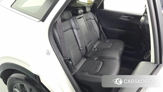 Kia Sportage 5th Generation 2023 Белый из Кореи, фото 3