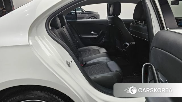 Mercedes-Benz A-Class W177 2020 Белый из Кореи, фото 3