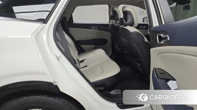 Kia Sportage 5th Generation 2022 Белый из Кореи, фото 3