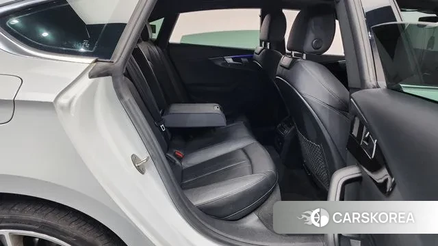 Audi A5 (F5) 2021 Белый из Кореи, фото 3