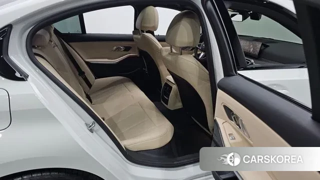 BMW 3 Series (G20) 2024 Белый из Кореи, фото 3