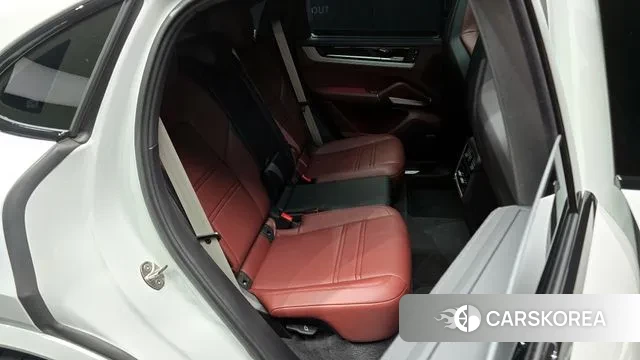 Porsche Cayenne (PO536) 2024 Белый из Кореи, фото 3