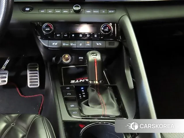 Hyundai Avante (CN7) 2020 Красный из Кореи, фото 3