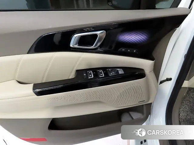 Kia Carnival 4th generation 2022 Белый из Кореи, фото 3